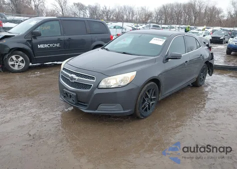 2013 Chevrolet Malibu 1Lt из США, поврежденный, VIN 1G11C5SA4DF249864